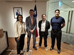 Embajada Singapur y delegación MIRO
