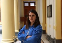 Carla Hermann es nominada a prestigioso premio internacional por su aporte a la educación y divulgación cuántica